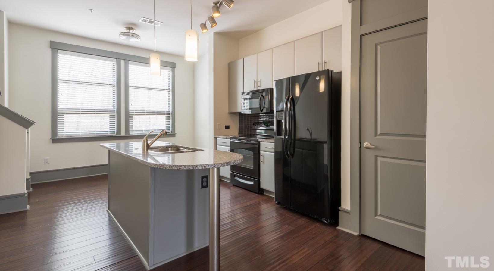 Chapel Hill, North Carolina 27514, United States, 1 Bedroom Bedrooms, ,1 BathroomBathrooms,Residential,Active,41636