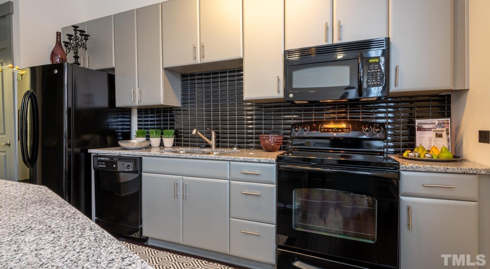 Chapel Hill, North Carolina 27514, United States, 1 Bedroom Bedrooms, ,1 BathroomBathrooms,Residential,Active,41636