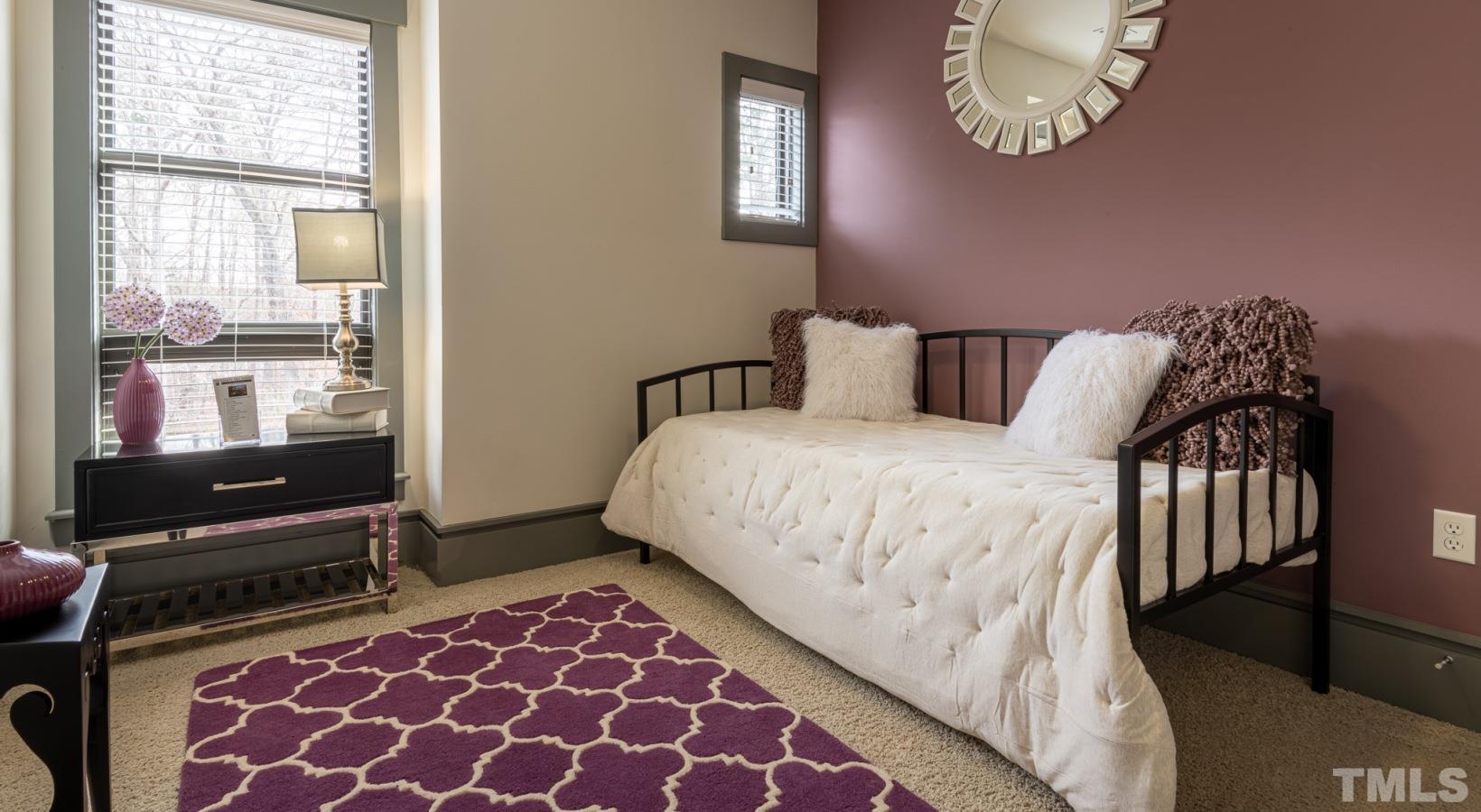 Chapel Hill, North Carolina 27514, United States, 1 Bedroom Bedrooms, ,1 BathroomBathrooms,Residential,Active,41636