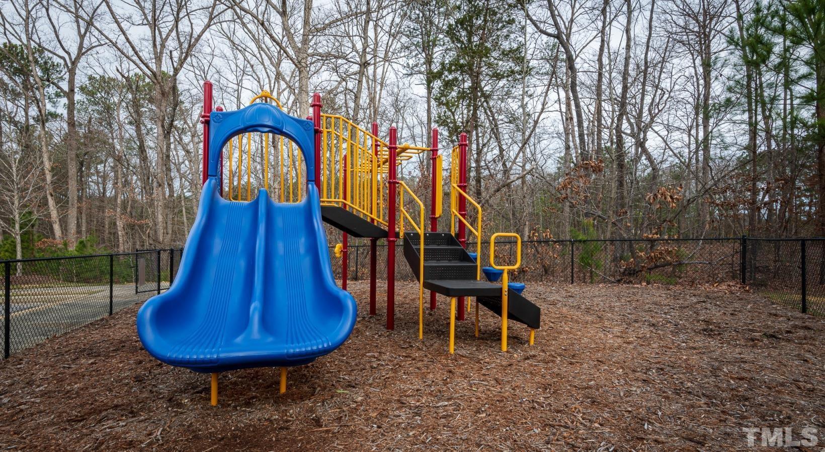 Chapel Hill, North Carolina 27514, United States, 1 Bedroom Bedrooms, ,1 BathroomBathrooms,Residential,Active,41636