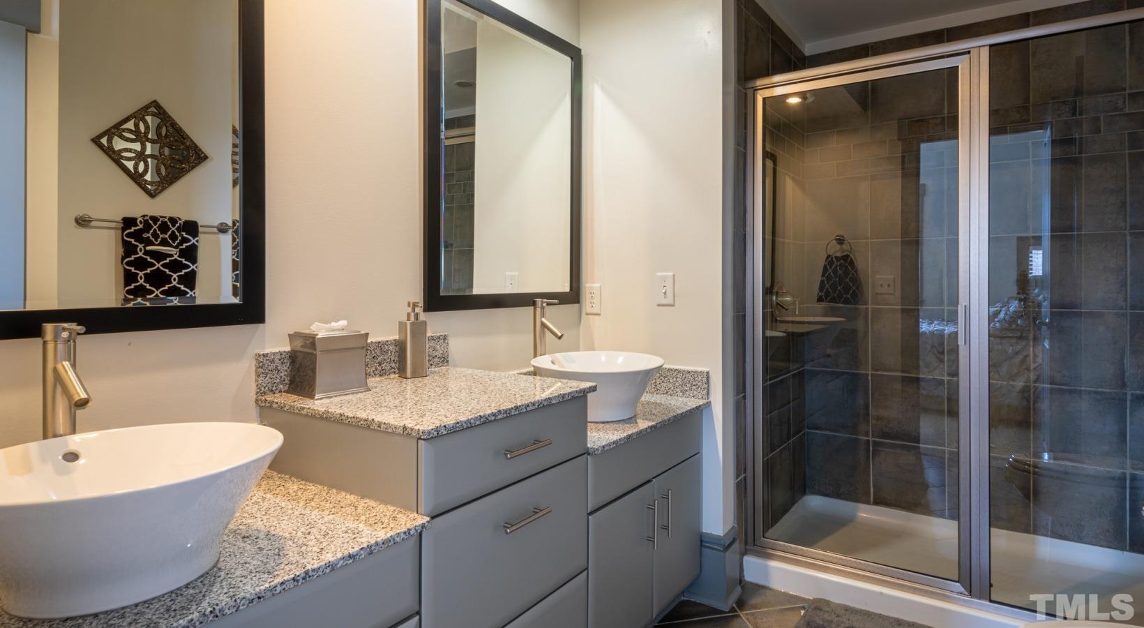 Chapel Hill, North Carolina 27514, United States, 1 Bedroom Bedrooms, ,1 BathroomBathrooms,Residential,Active,41636