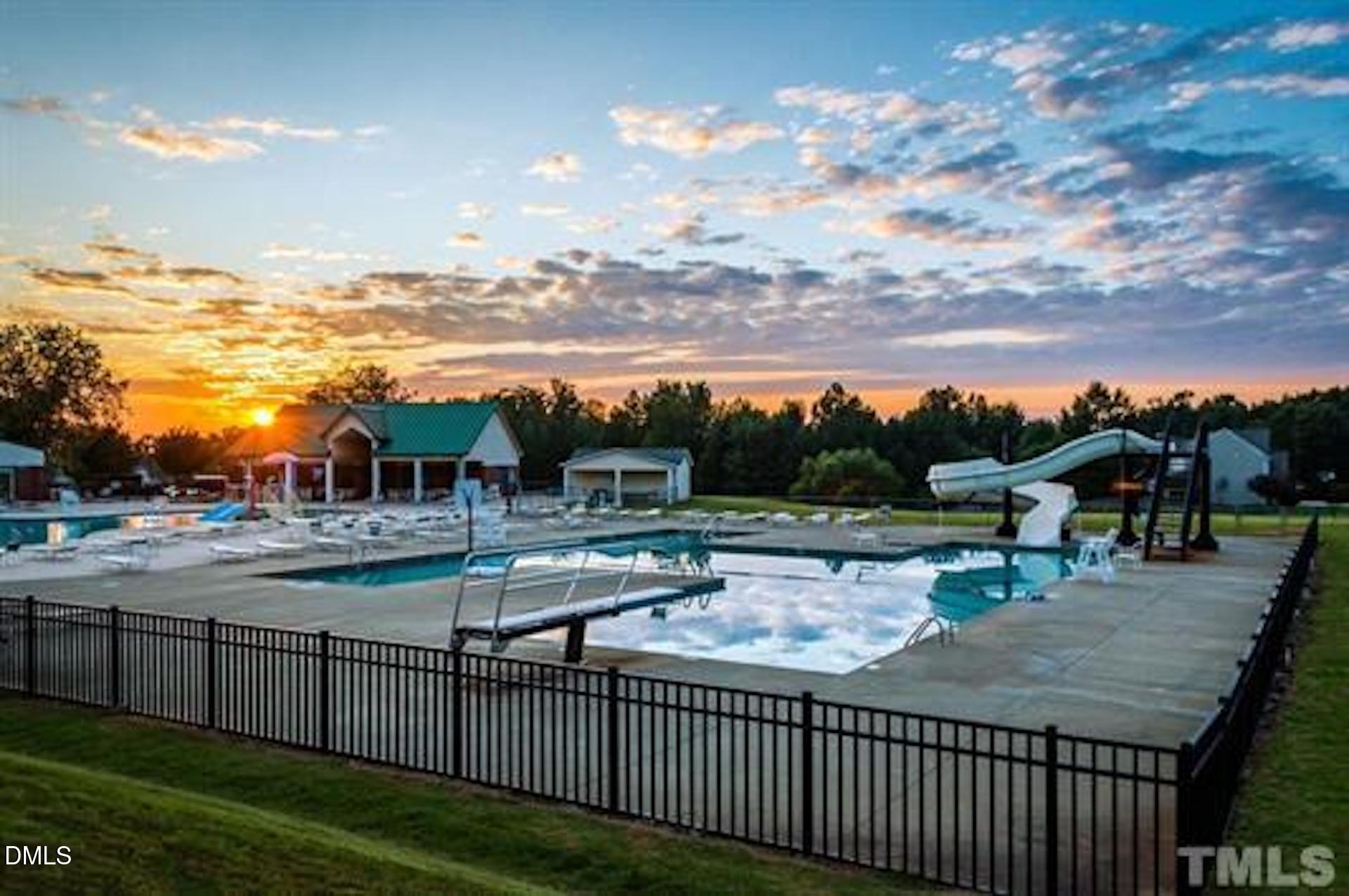 222 Cloverleaf Court