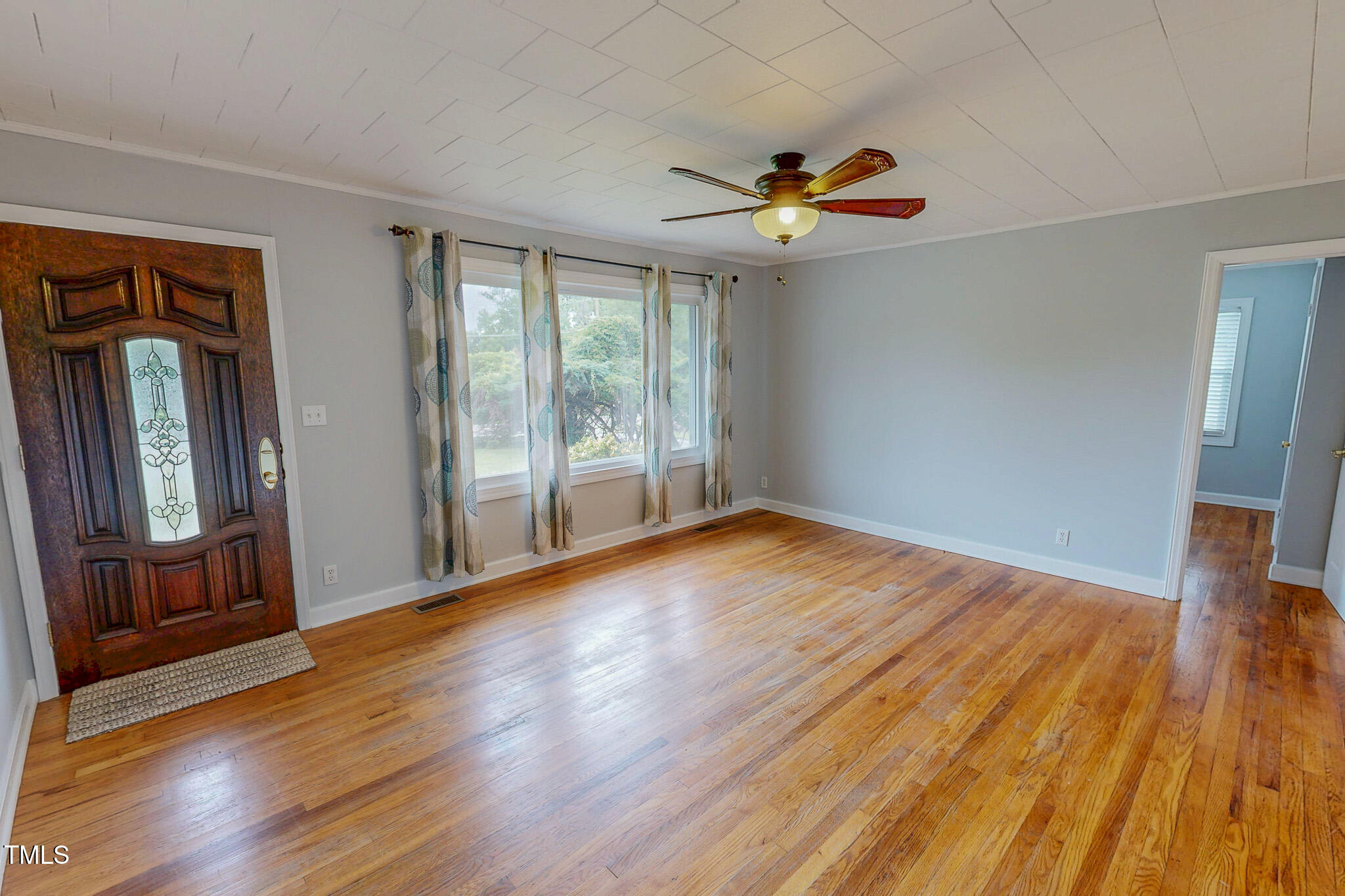 111 Dee Long Road