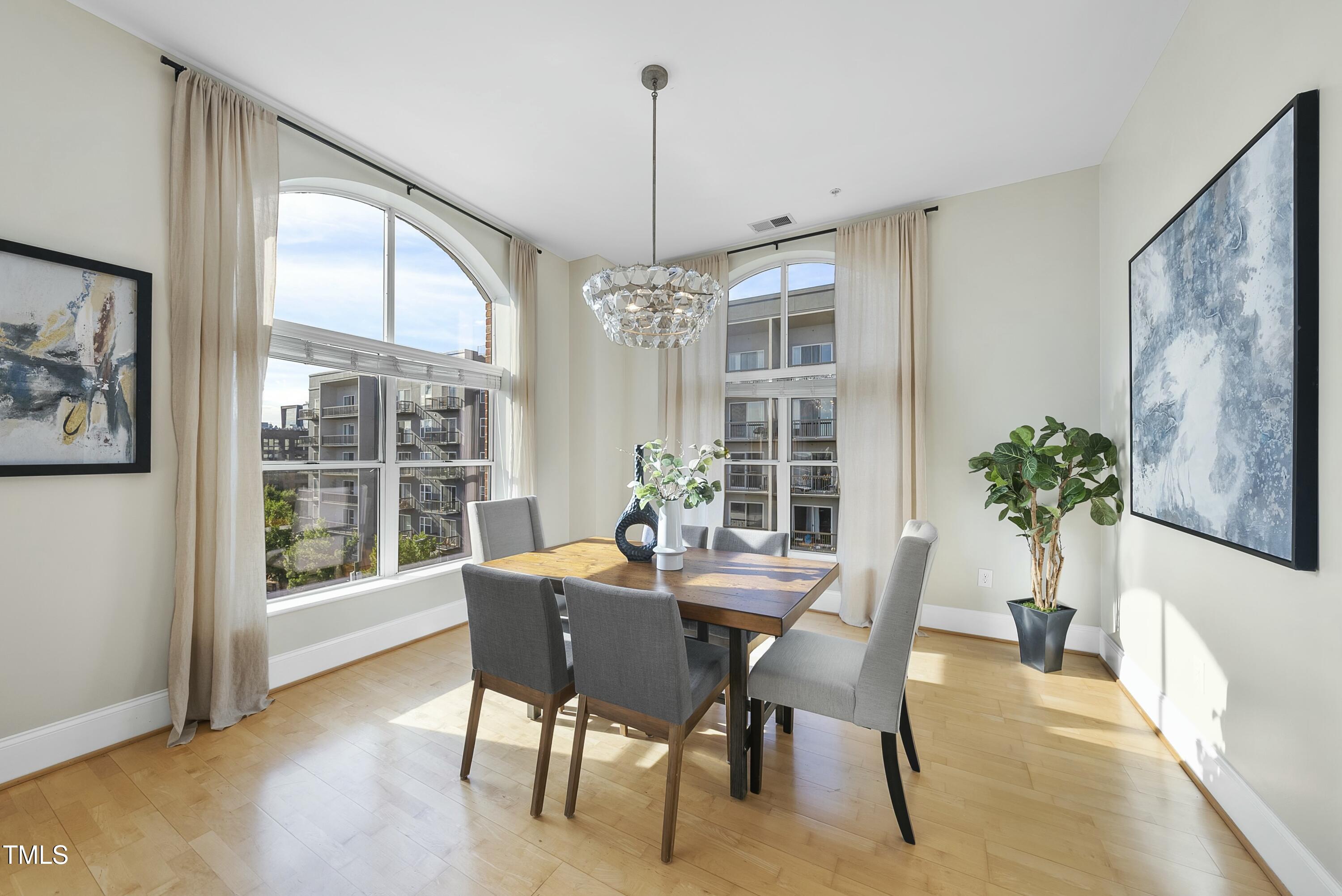 200 S Dawson Street 406