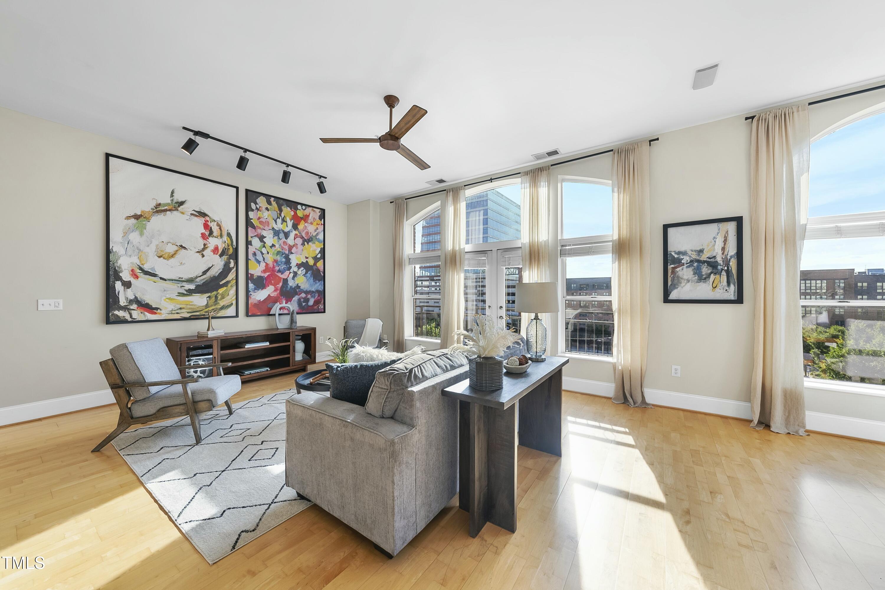200 S Dawson Street 406