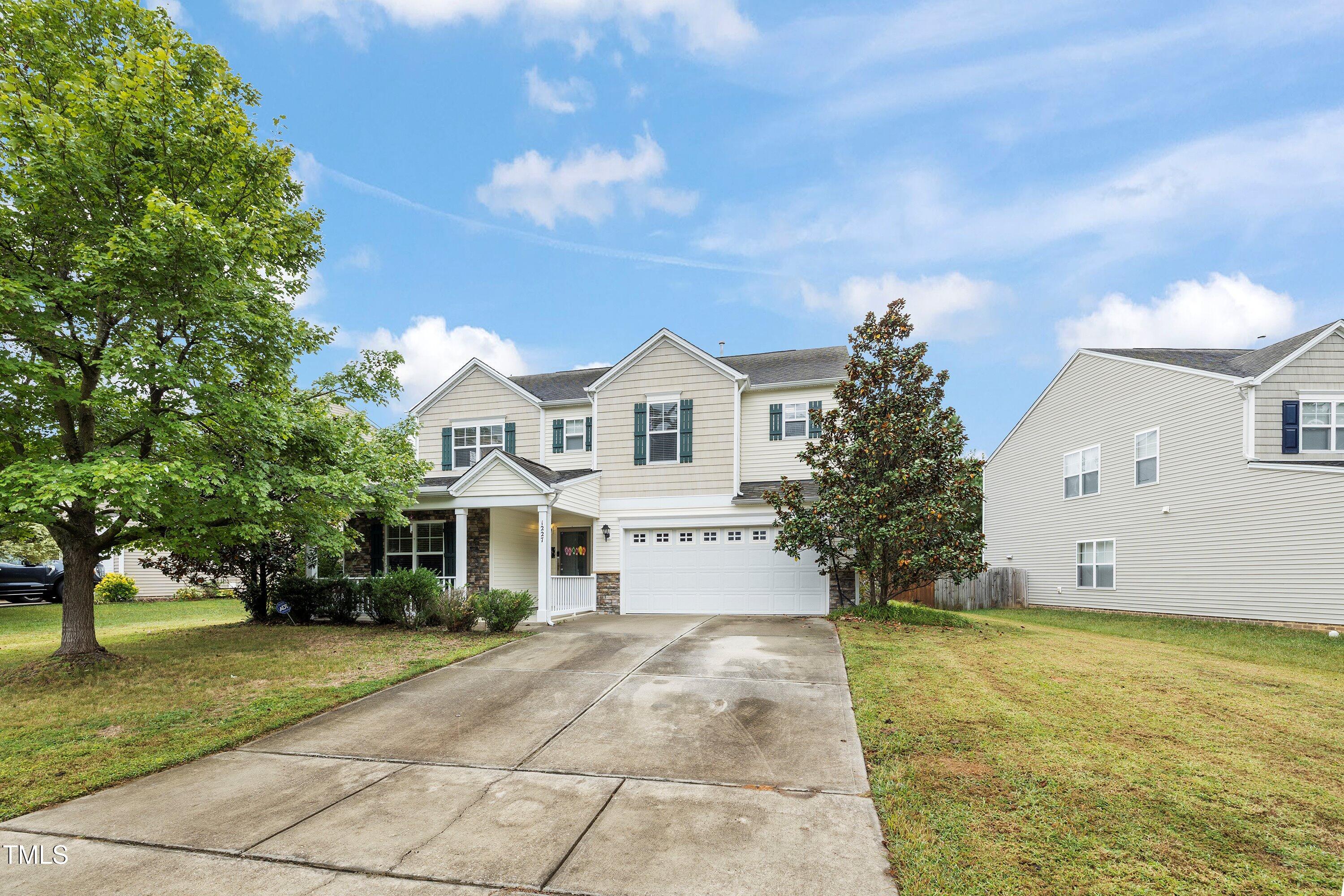 1227 Sunday Silence Drive