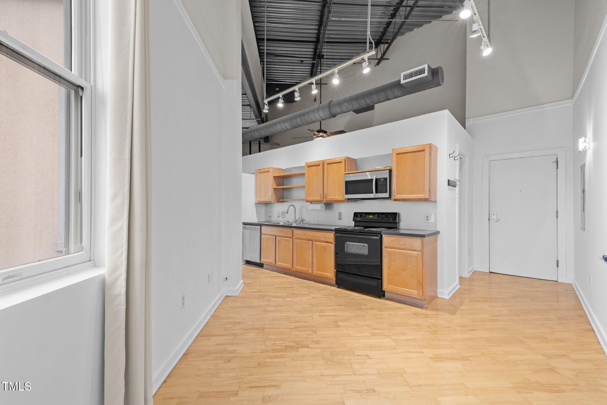 700 Market Street 214