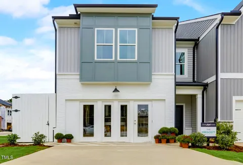 MLS: 10082384