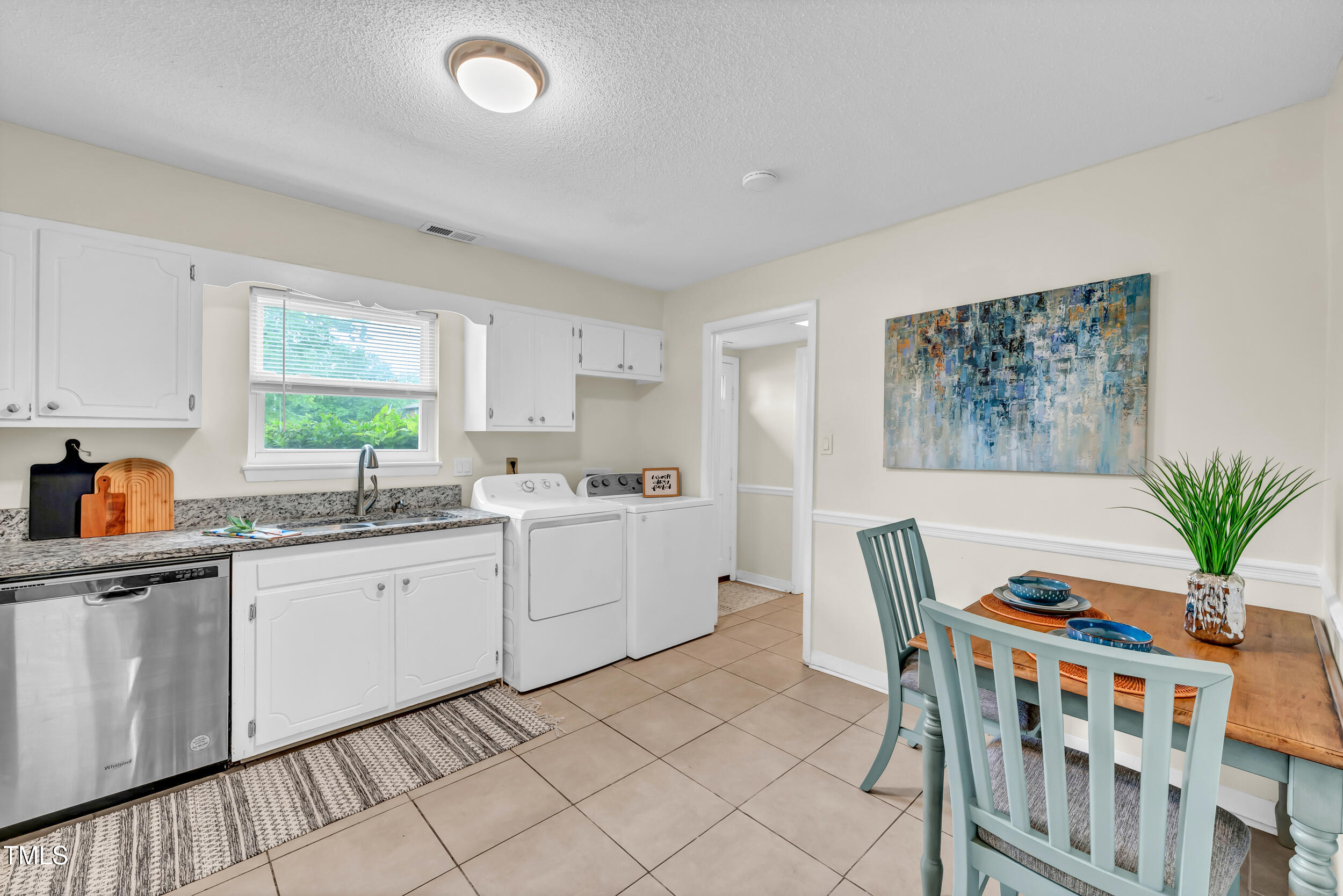 1220 Manassas Court B