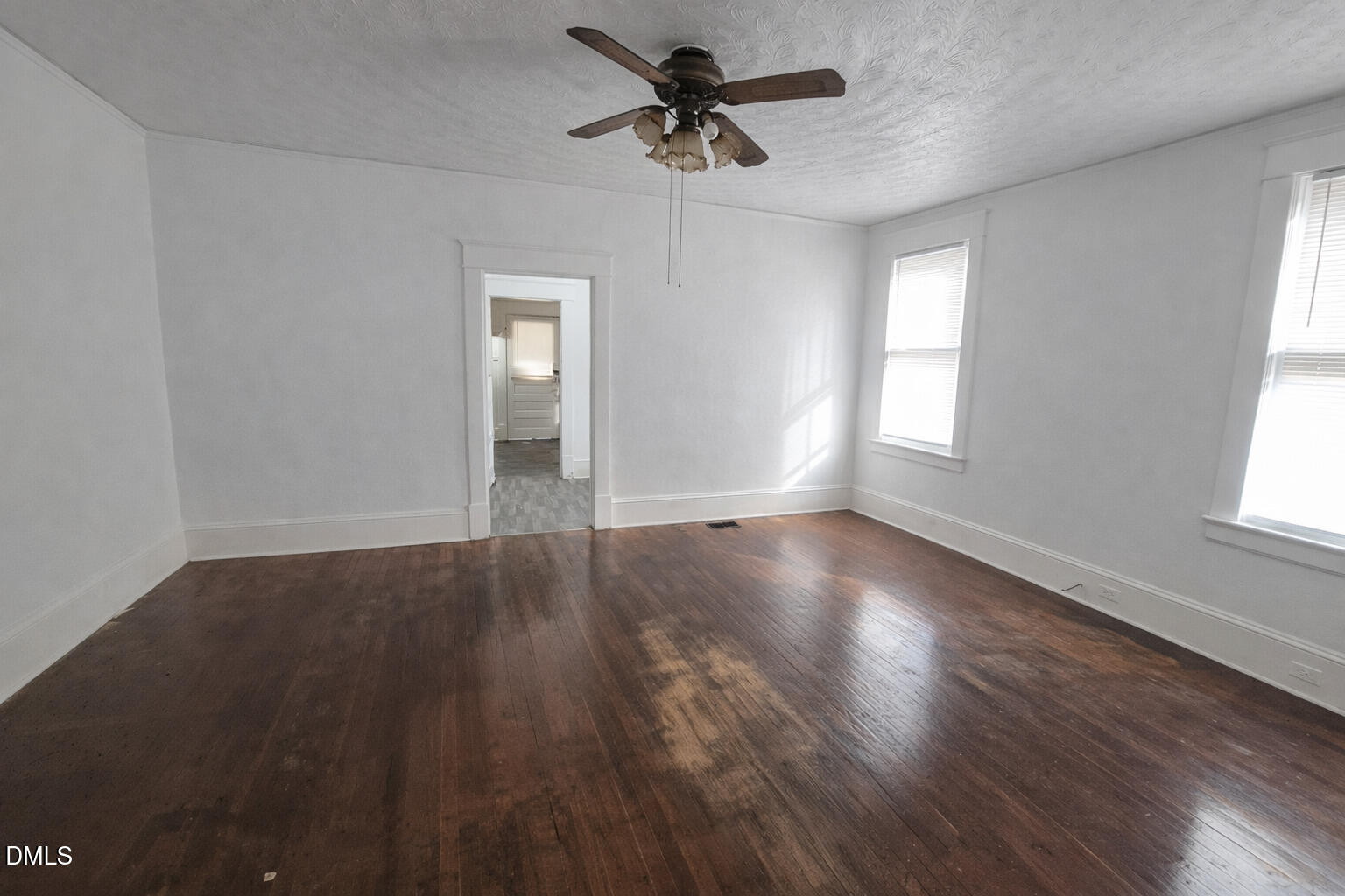 421 N Daughtry Street