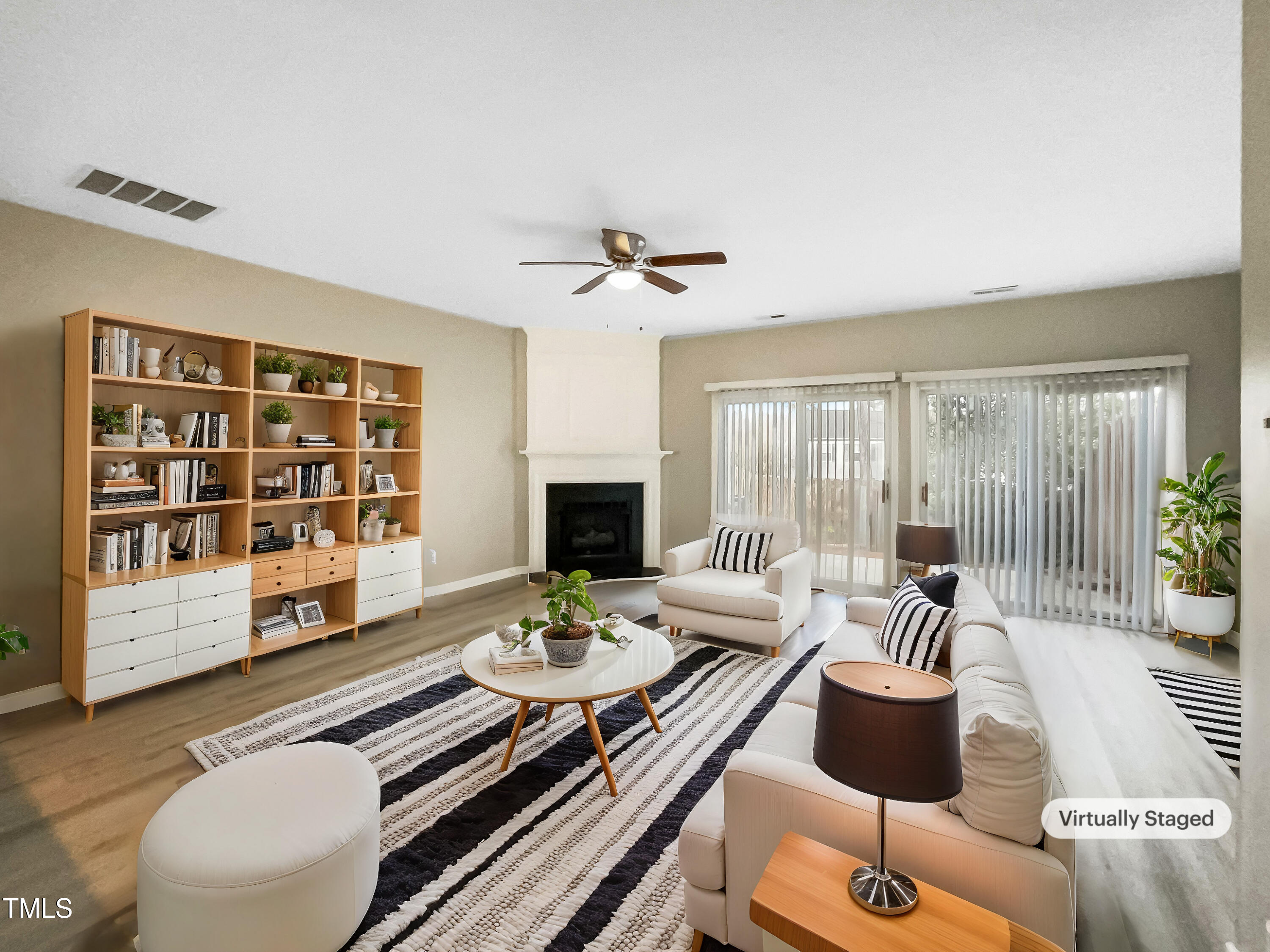 203 Canyon Lake Circle