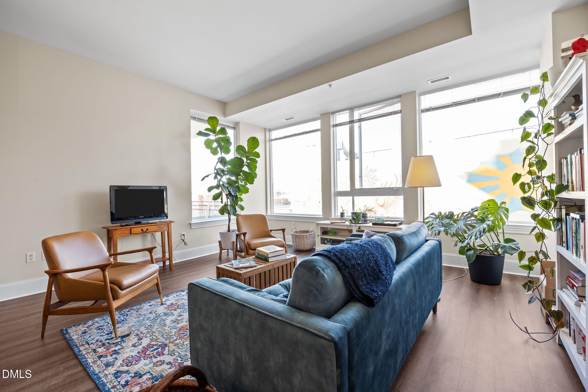 400 W North Street 718