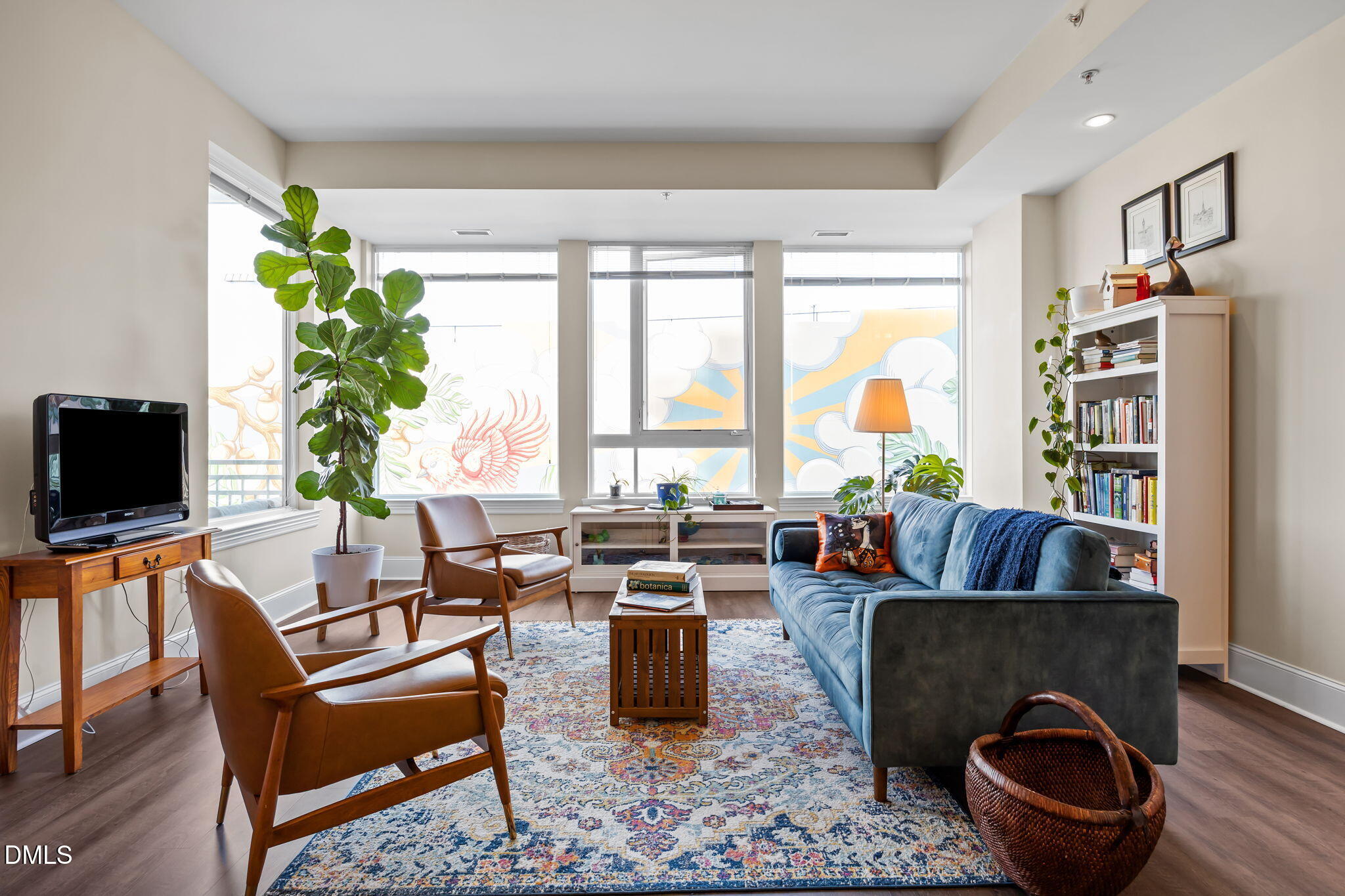 400 W North Street 718