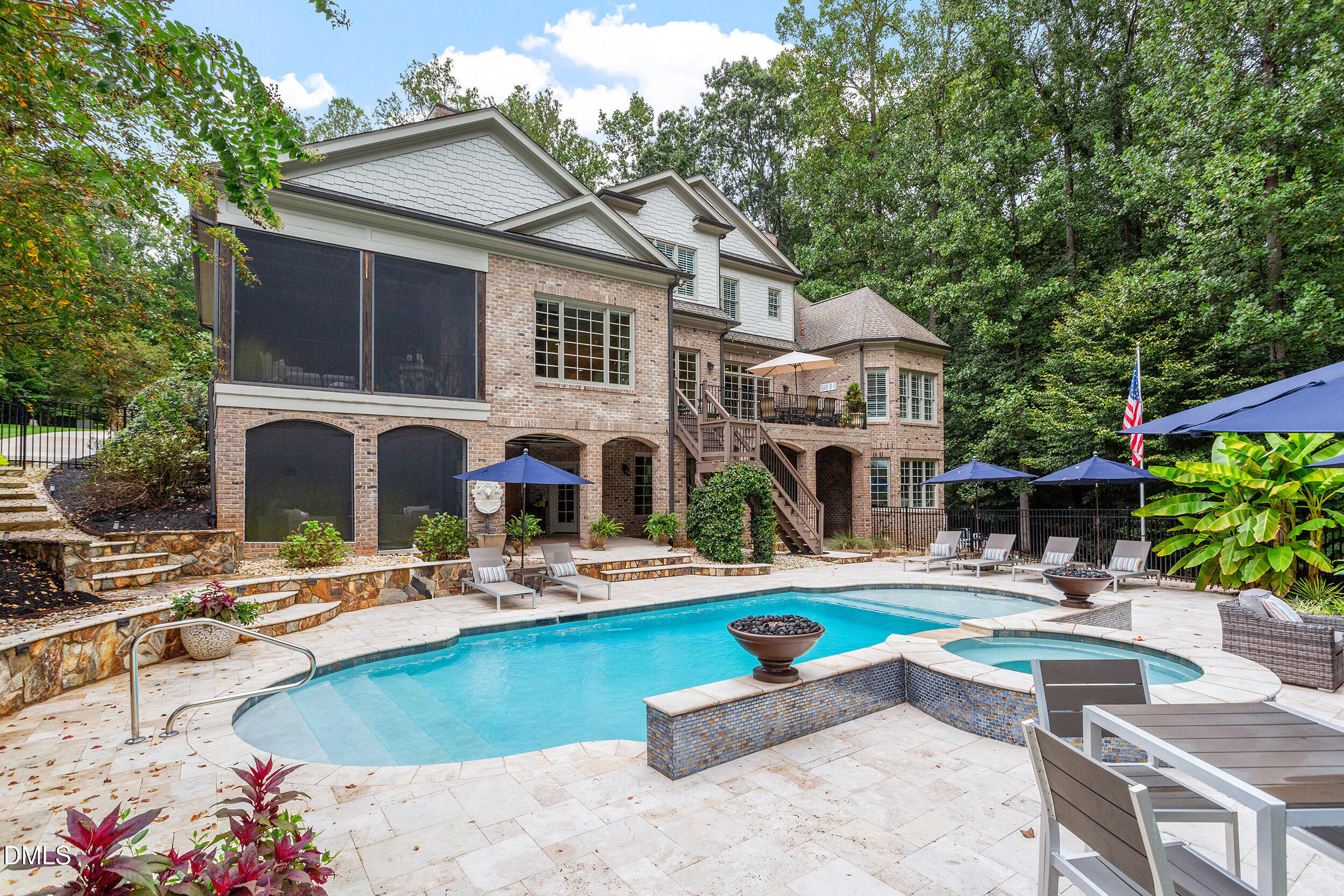 1612 Barony Lake Way