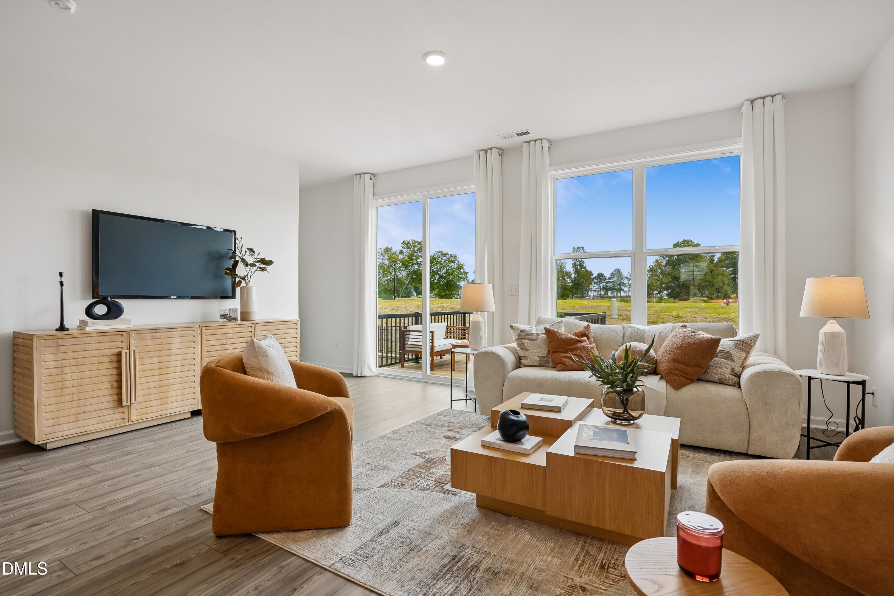 45 E Tiger Lily Trail