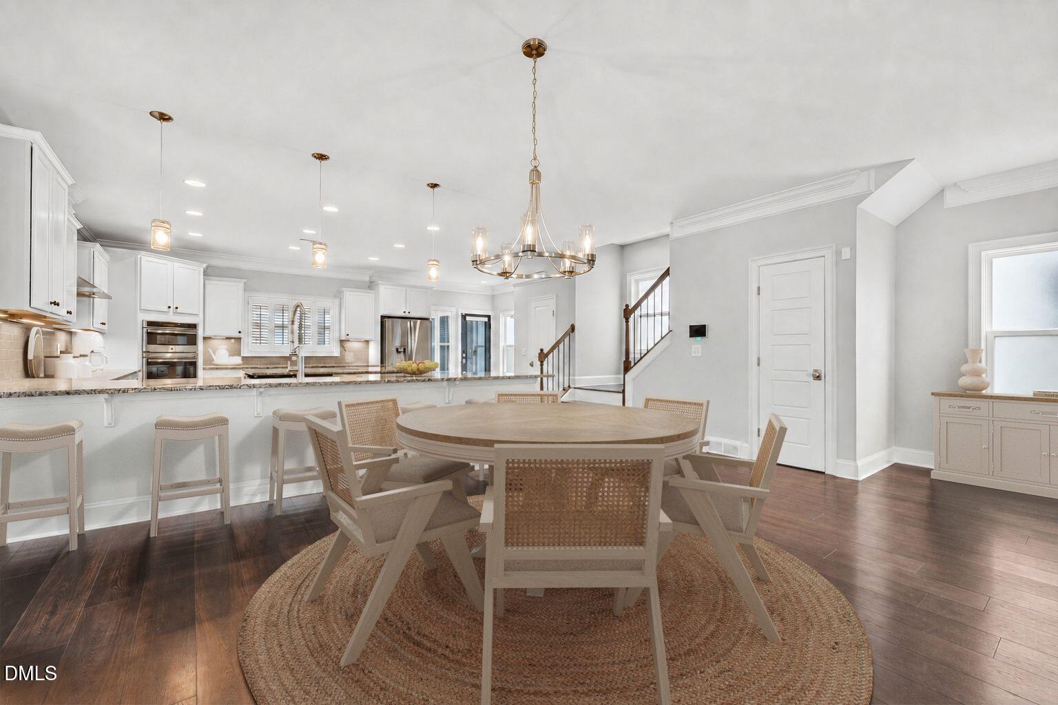 1276 Gloriosa Street