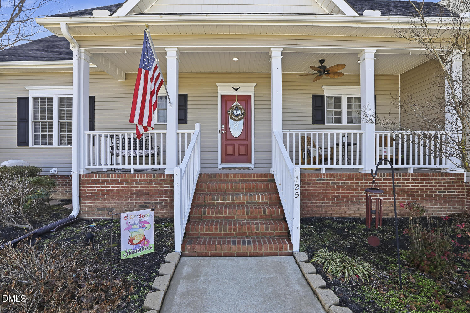 125 Dexterfield Drive