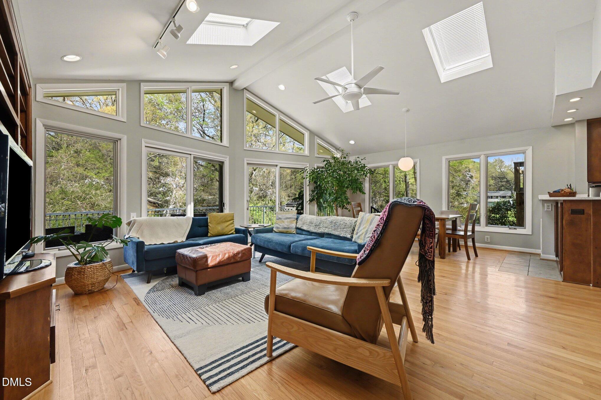 2803 Friendship Road