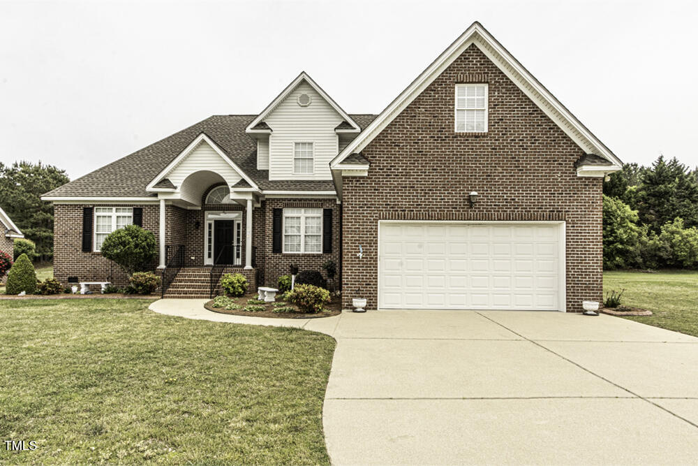 9123 Thomas Road