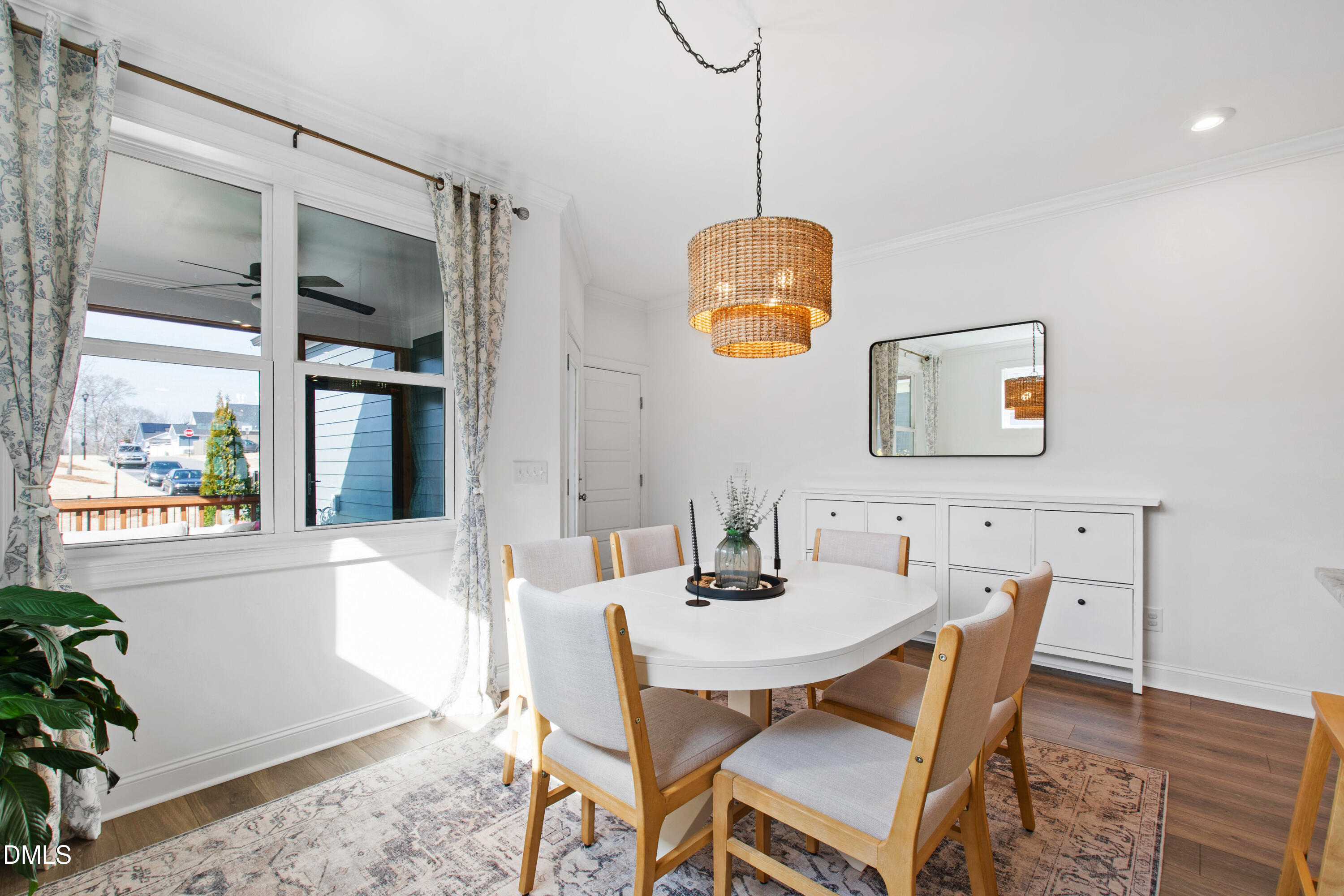 1564 Lone Prairie Drive