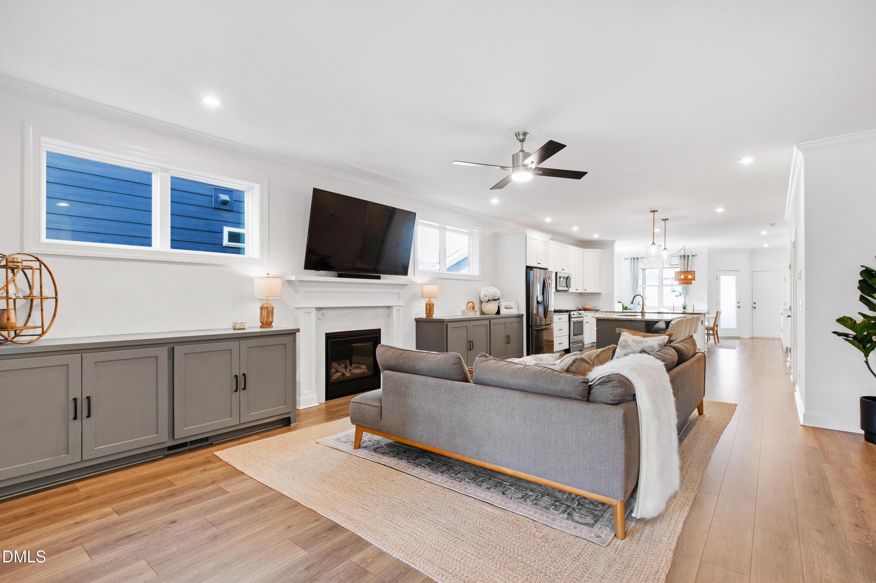 1564 Lone Prairie Drive