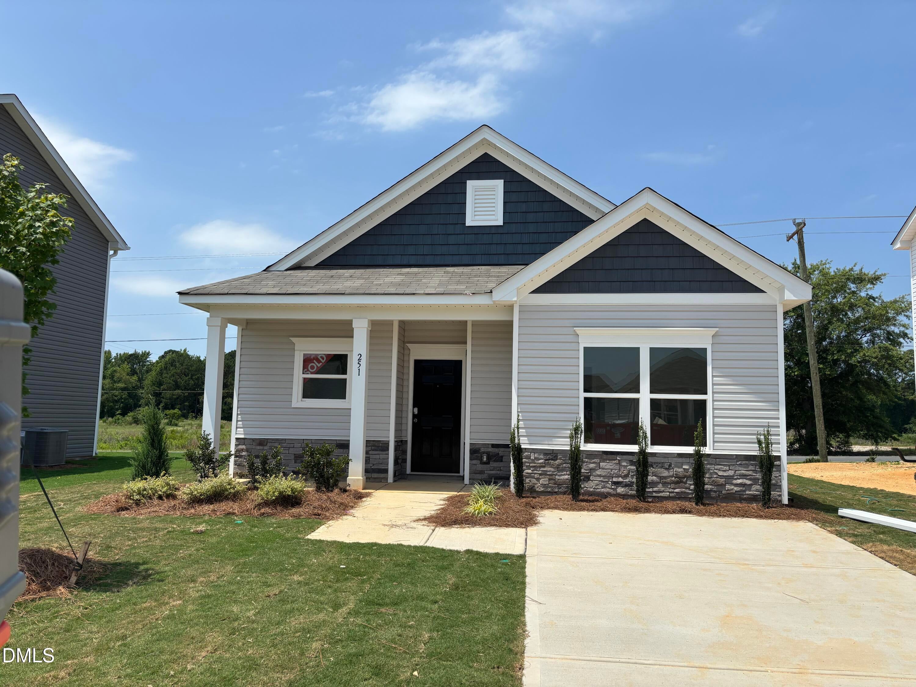 279 Courtside Drive, Dunn, NC, 28334