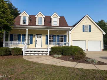 304 Cameronwood Drive Fuquay Varina NC 27526