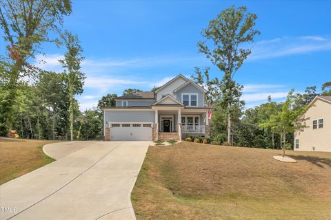 Single Family Residence in Fuquay Varina NC 396 Mill Bend Drive.jpg