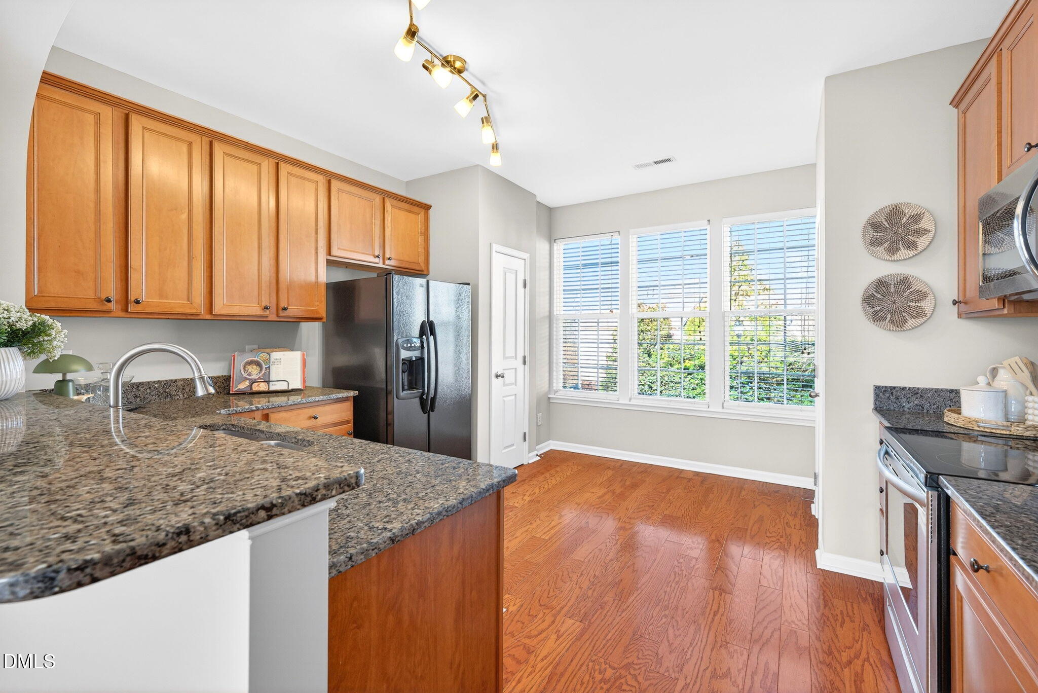 4545 Pale Moss Drive