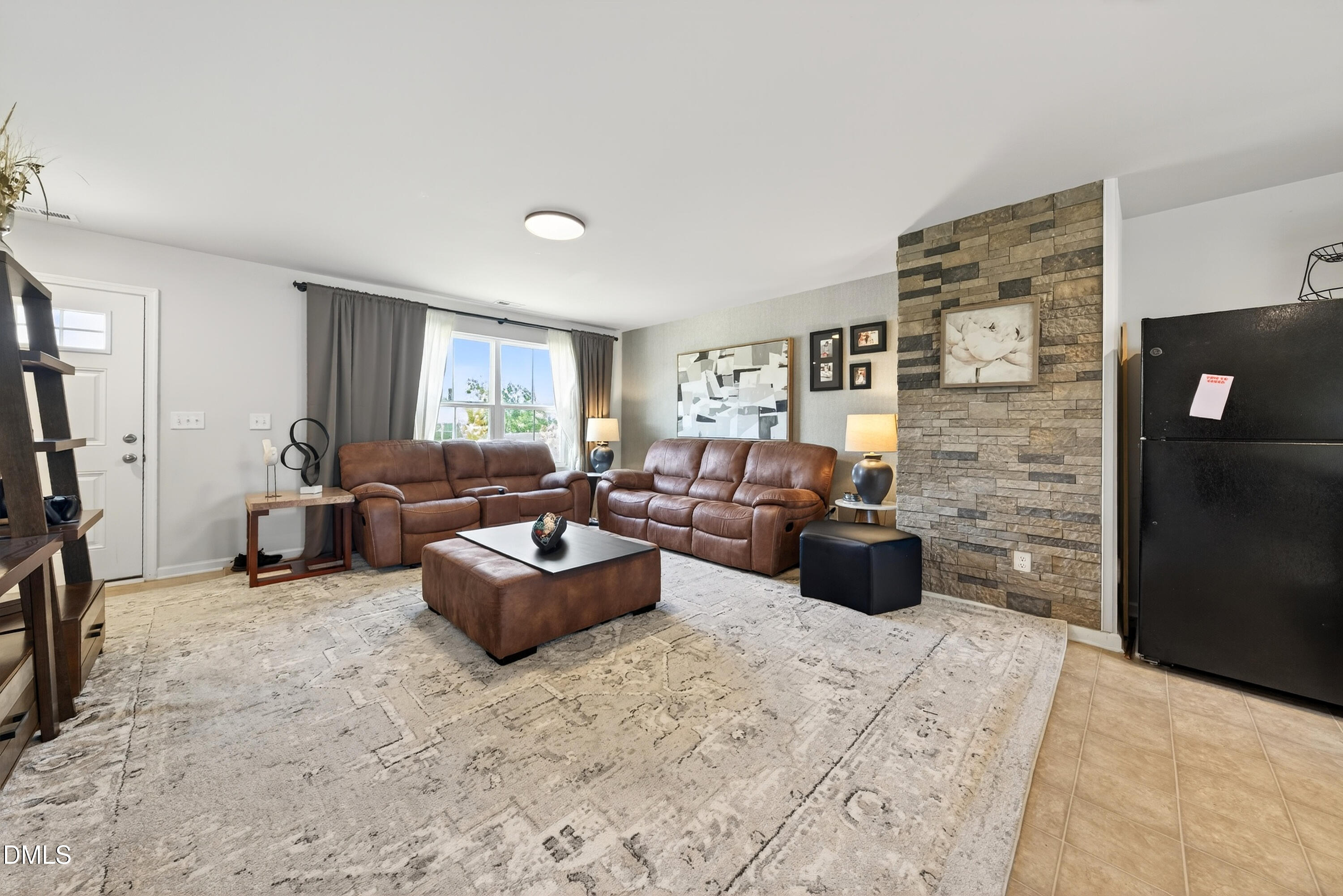 125 Donatella Way