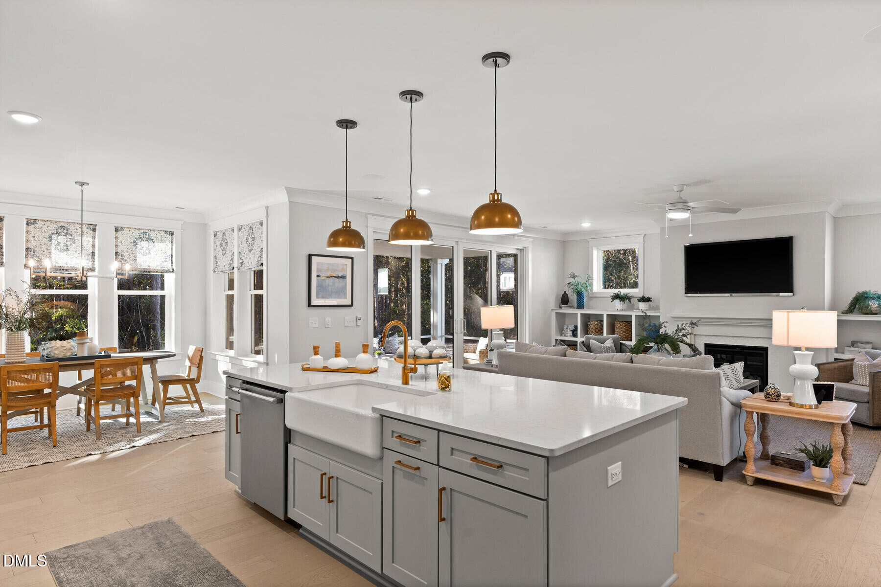 8008 Broad Street 104