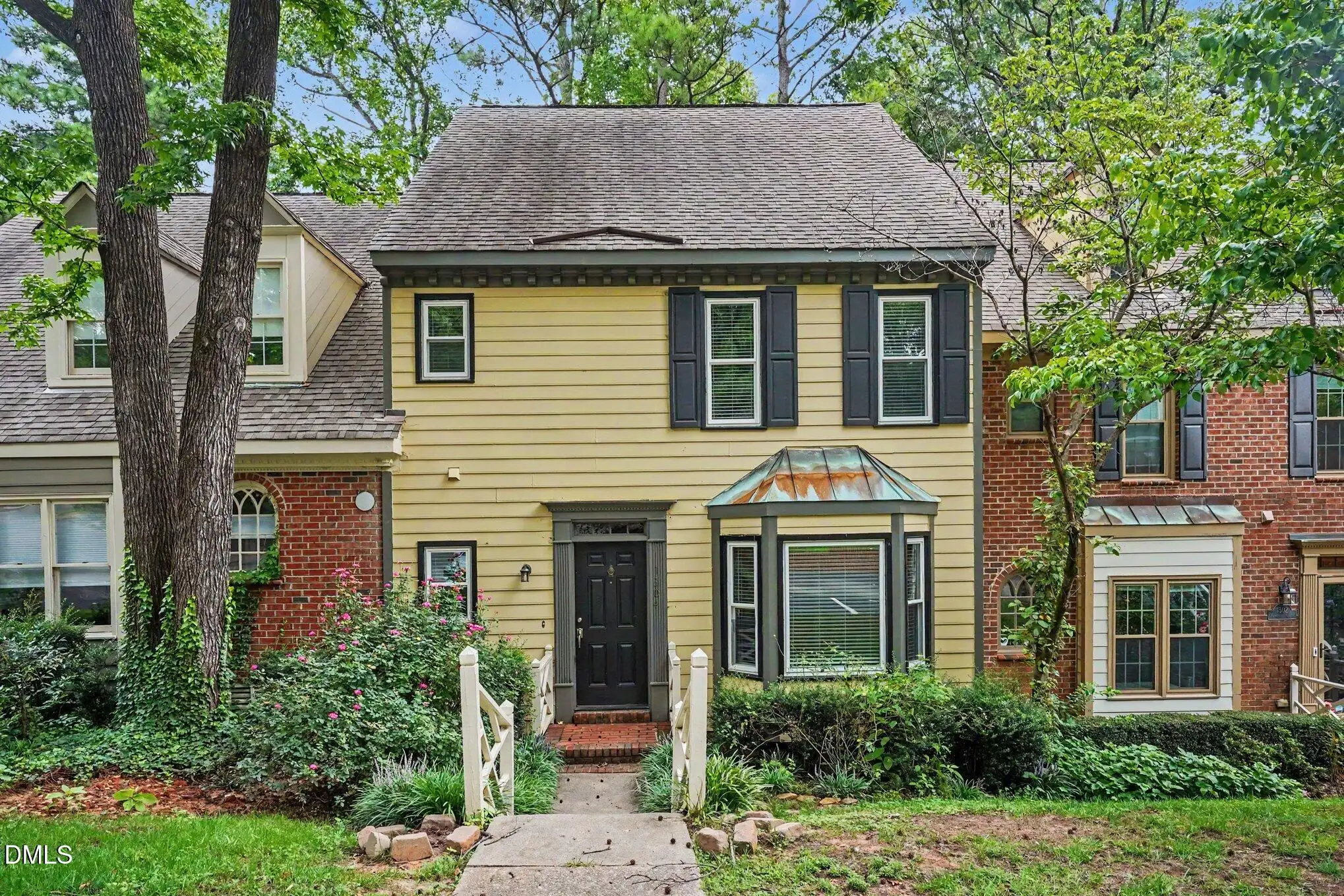 1304 Hampshire Court, Raleigh, NC, 27612
