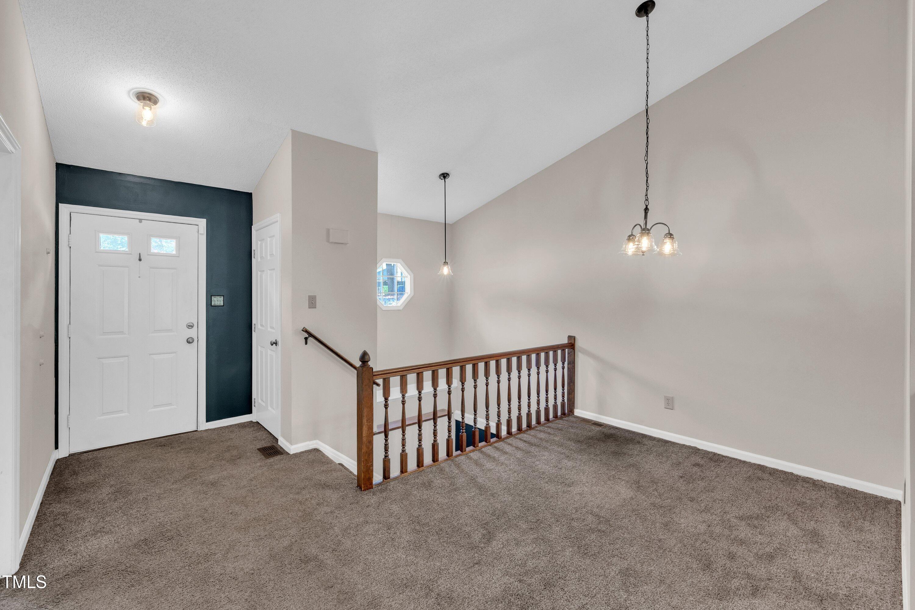 1516 Hemphill Drive