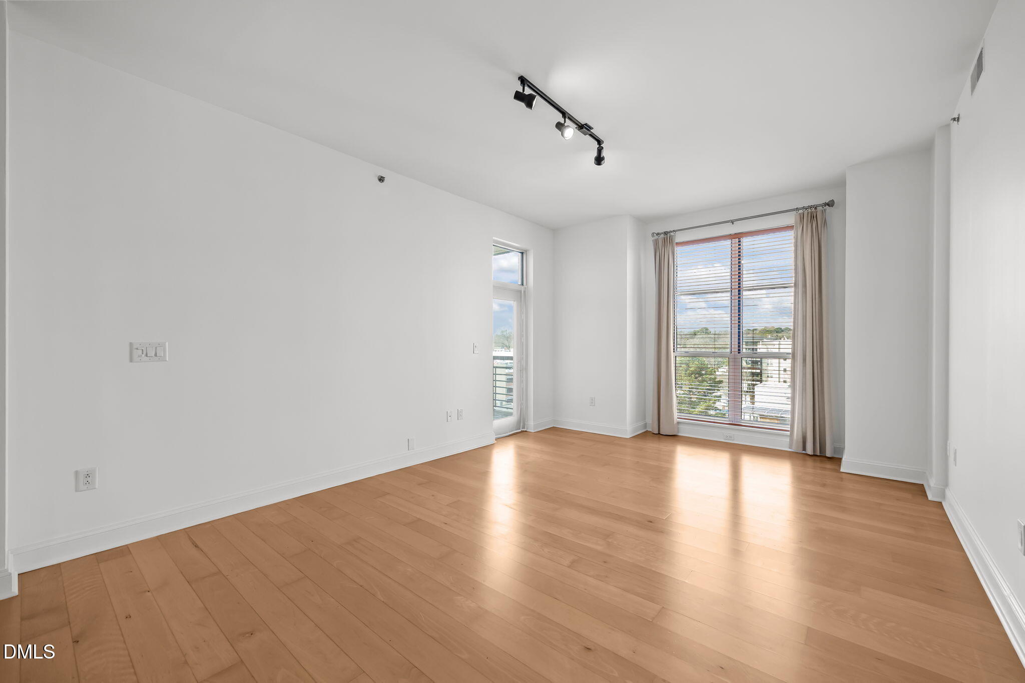 618 N Boylan Avenue 702