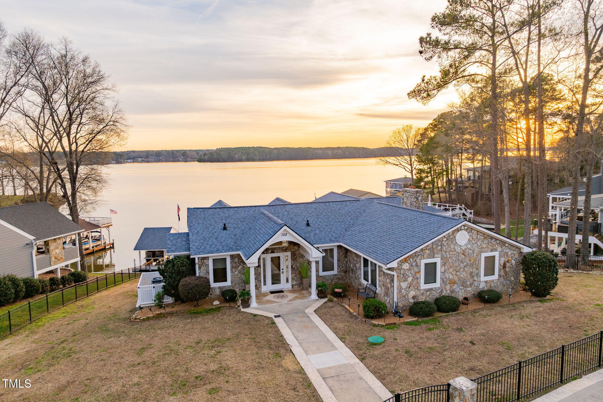 122 Aviator Lane