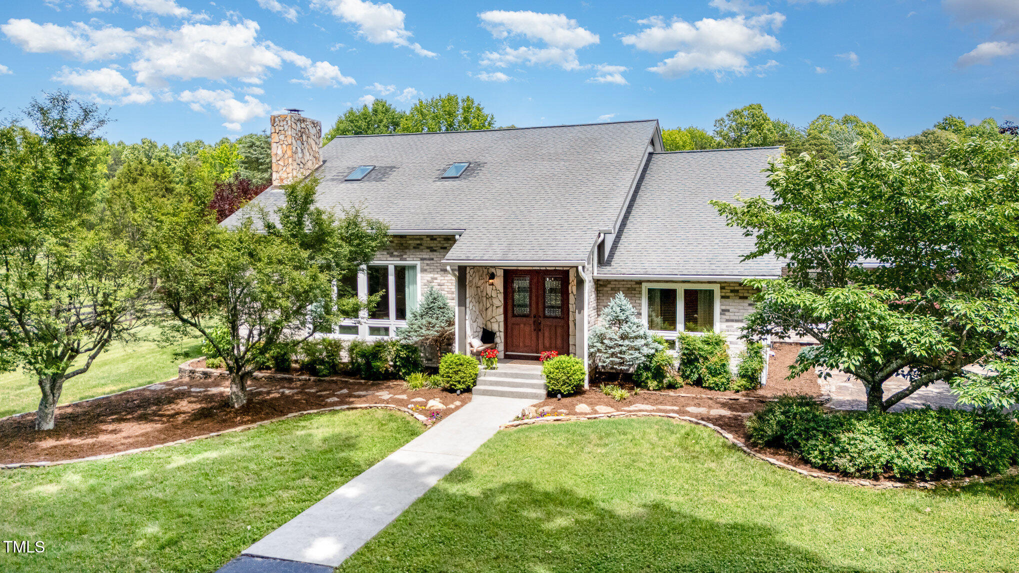 381 Wendy Oak Road