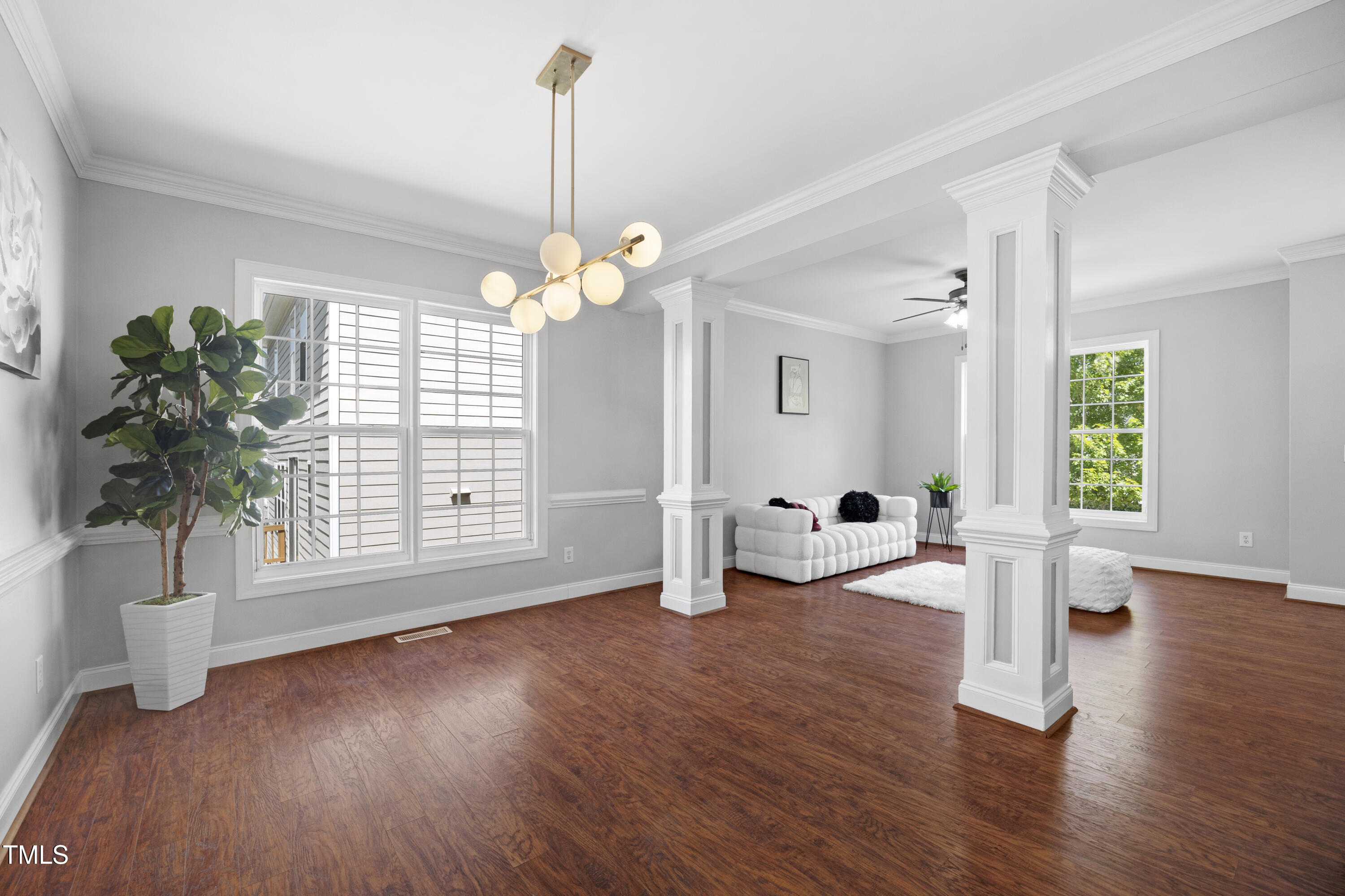 1039 Bellenden Drive