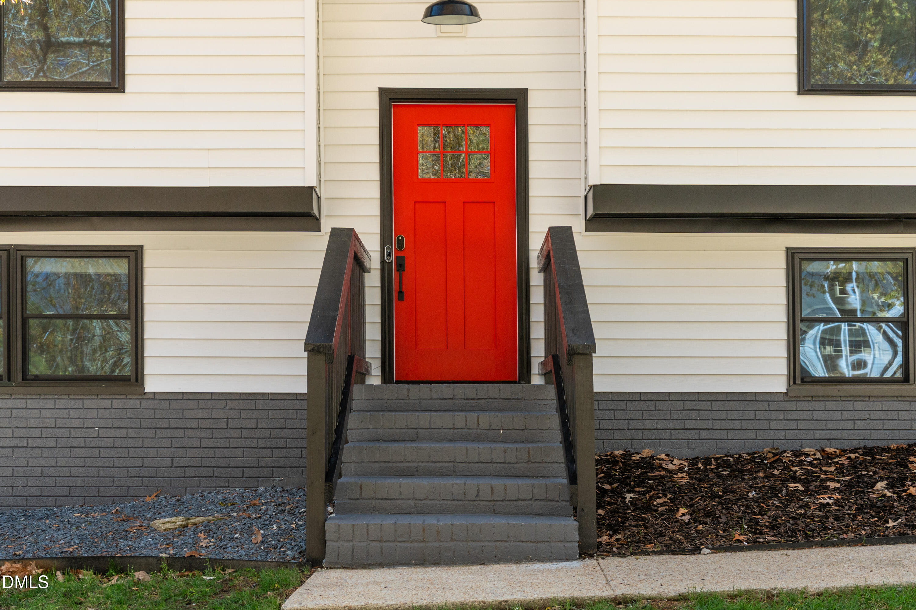 7925 Mourning Dove Road