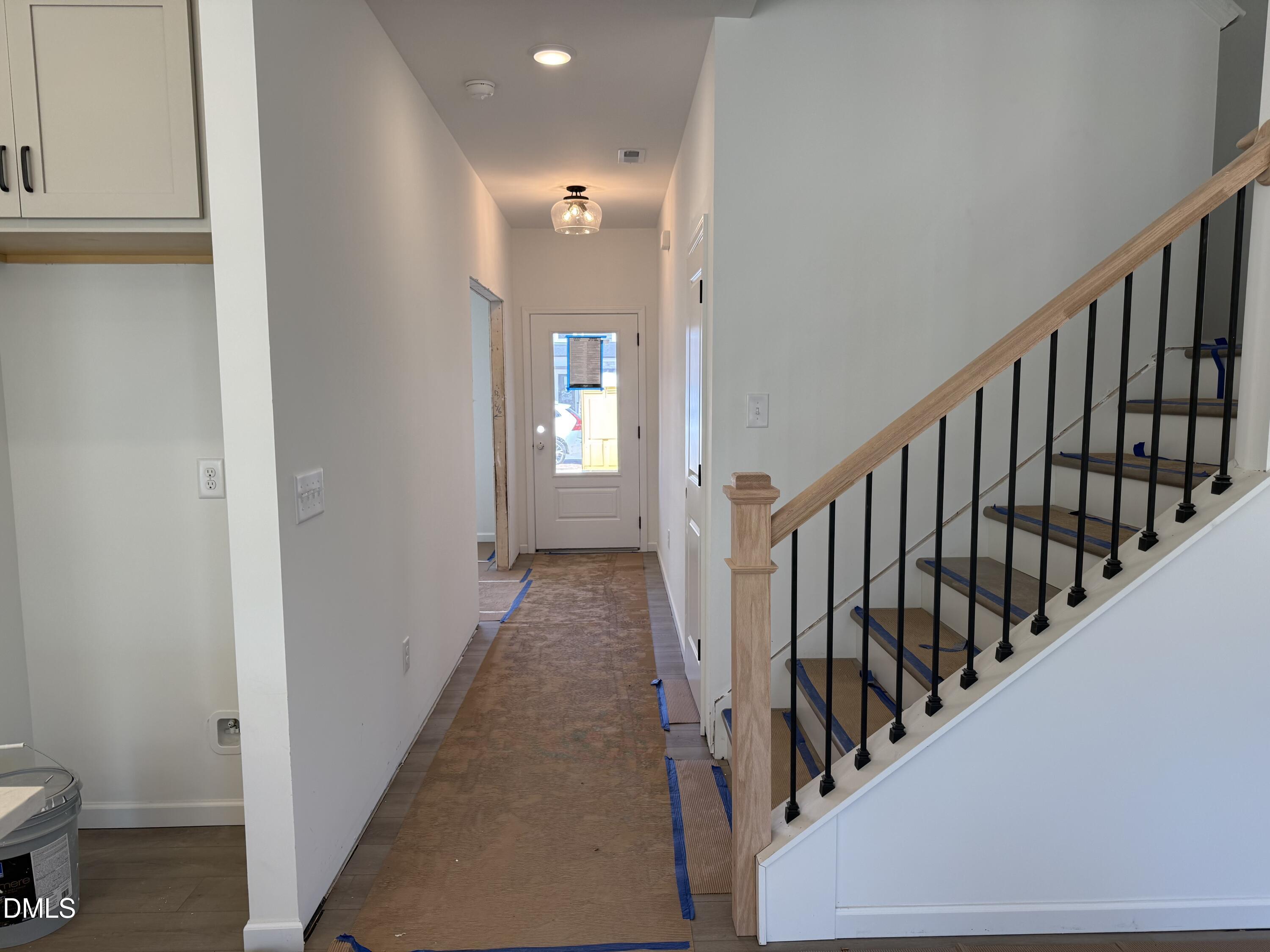 917 Fetching Place 375