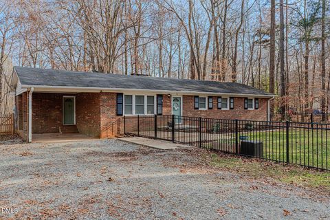 511 Mace Road Mebane NC 27302