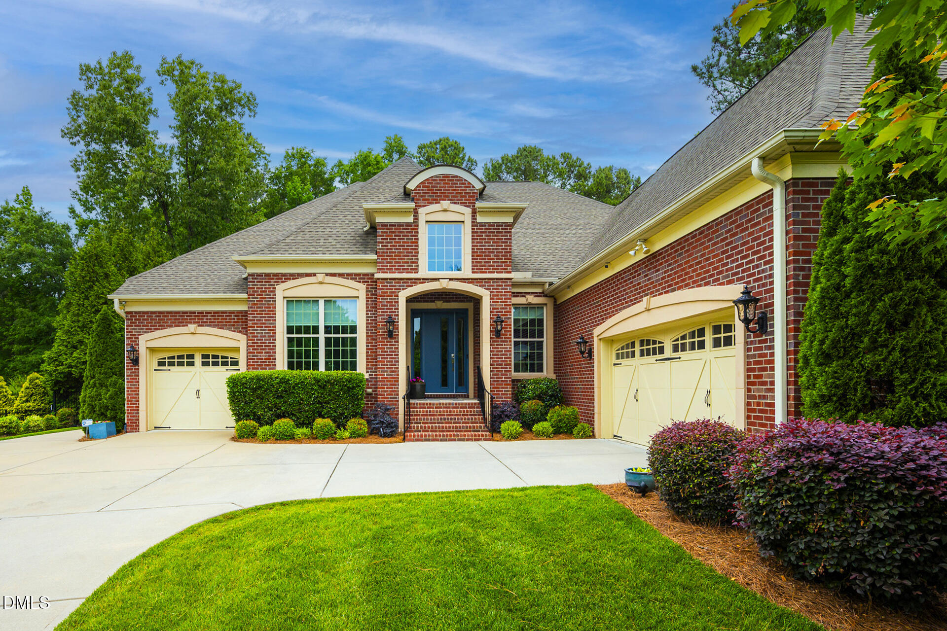 2812 Swift Willow Circle