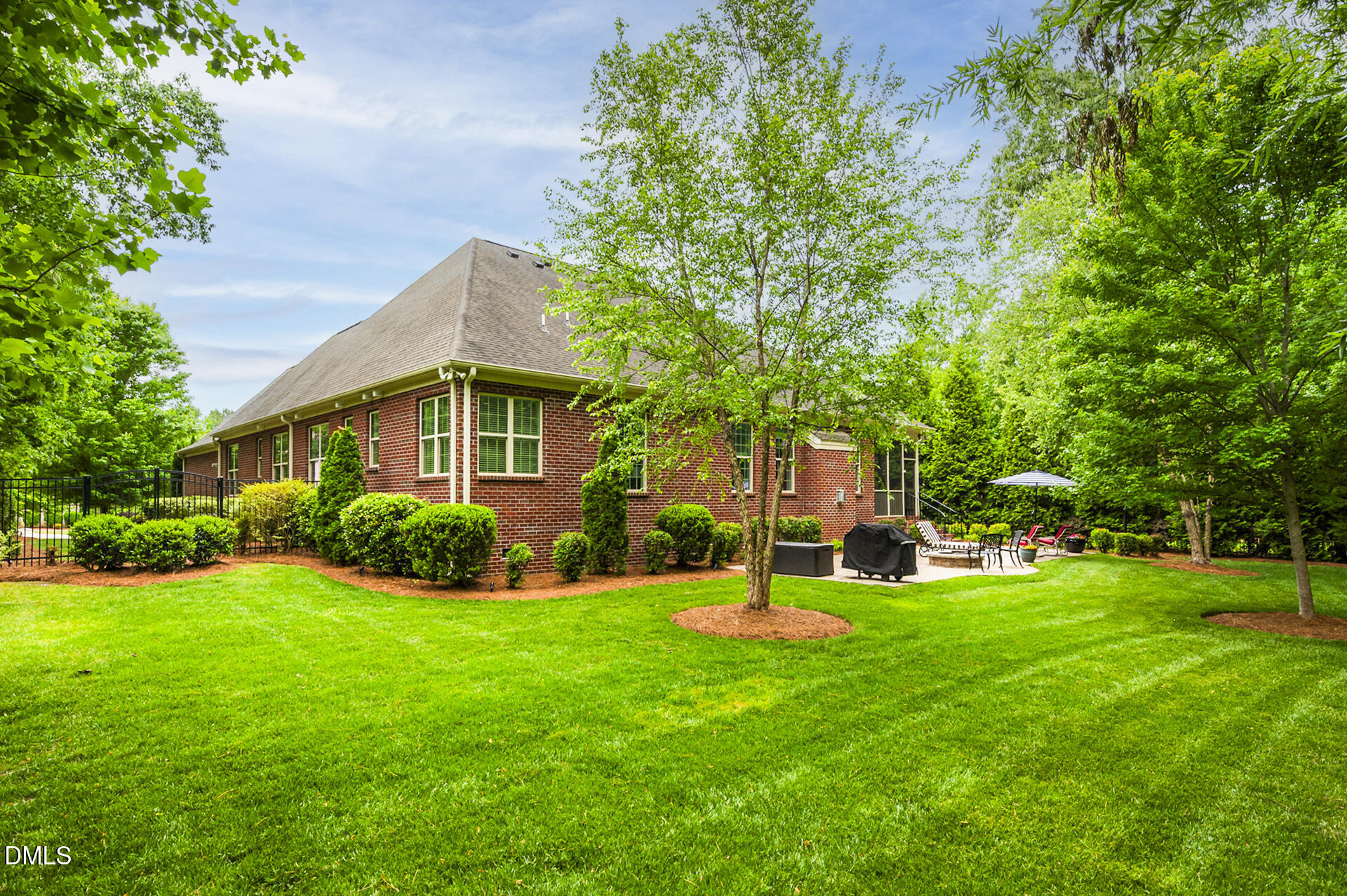 2812 Swift Willow Circle