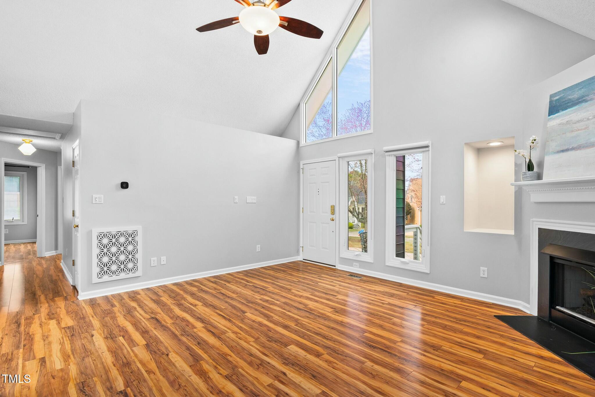 Apex, North Carolina 27502, United States, 3 Bedrooms Bedrooms, ,2 BathroomsBathrooms,Residential,Pending,84282