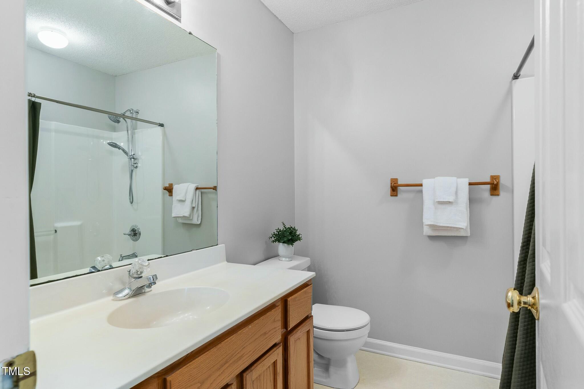 Apex, North Carolina 27502, United States, 3 Bedrooms Bedrooms, ,2 BathroomsBathrooms,Residential,Pending,84282