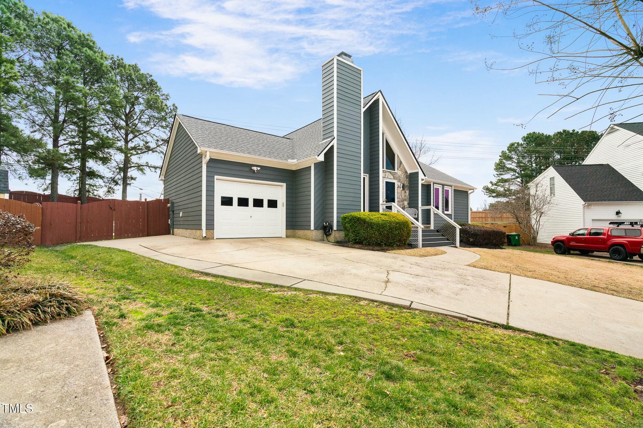 Apex, North Carolina 27502, United States, 3 Bedrooms Bedrooms, ,2 BathroomsBathrooms,Residential,Pending,84282