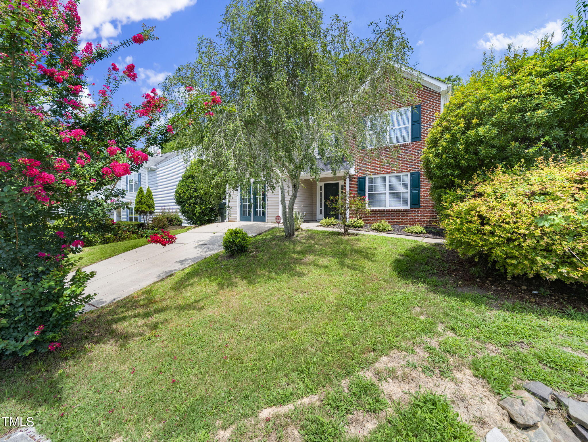 5621 Advantis Drive