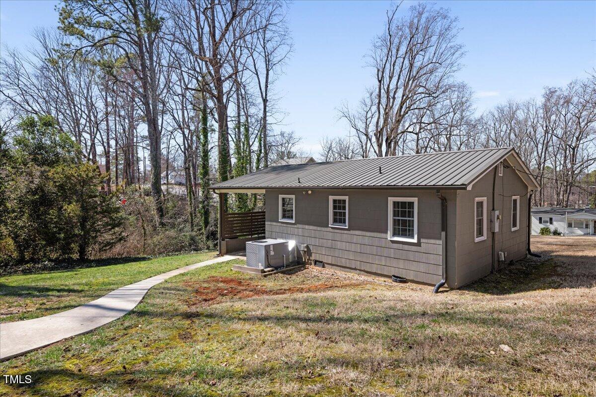 Apex, North Carolina 27502, United States, 2 Bedrooms Bedrooms, ,1 BathroomBathrooms,Residential,Pending,3394