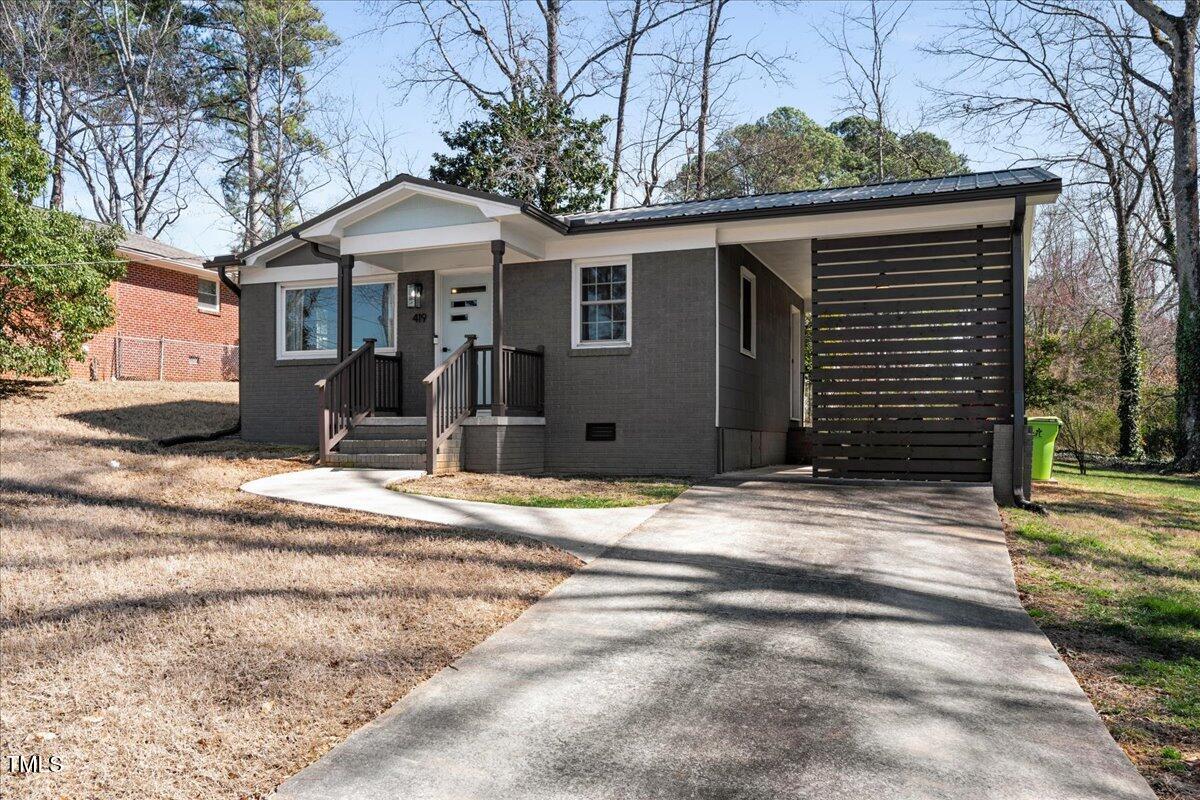 Apex, North Carolina 27502, United States, 2 Bedrooms Bedrooms, ,1 BathroomBathrooms,Residential,Pending,3394