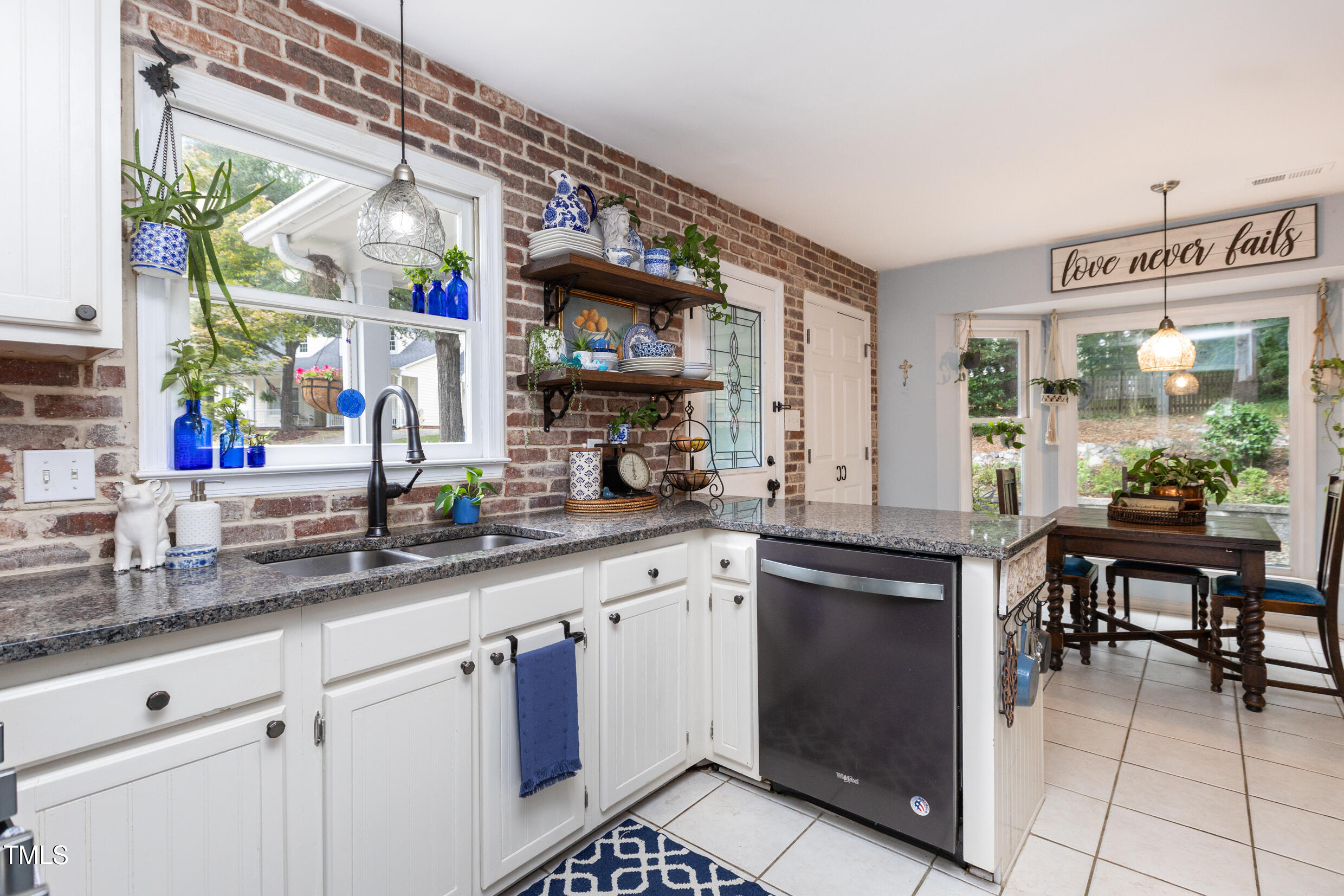 12116 Queensbridge Court