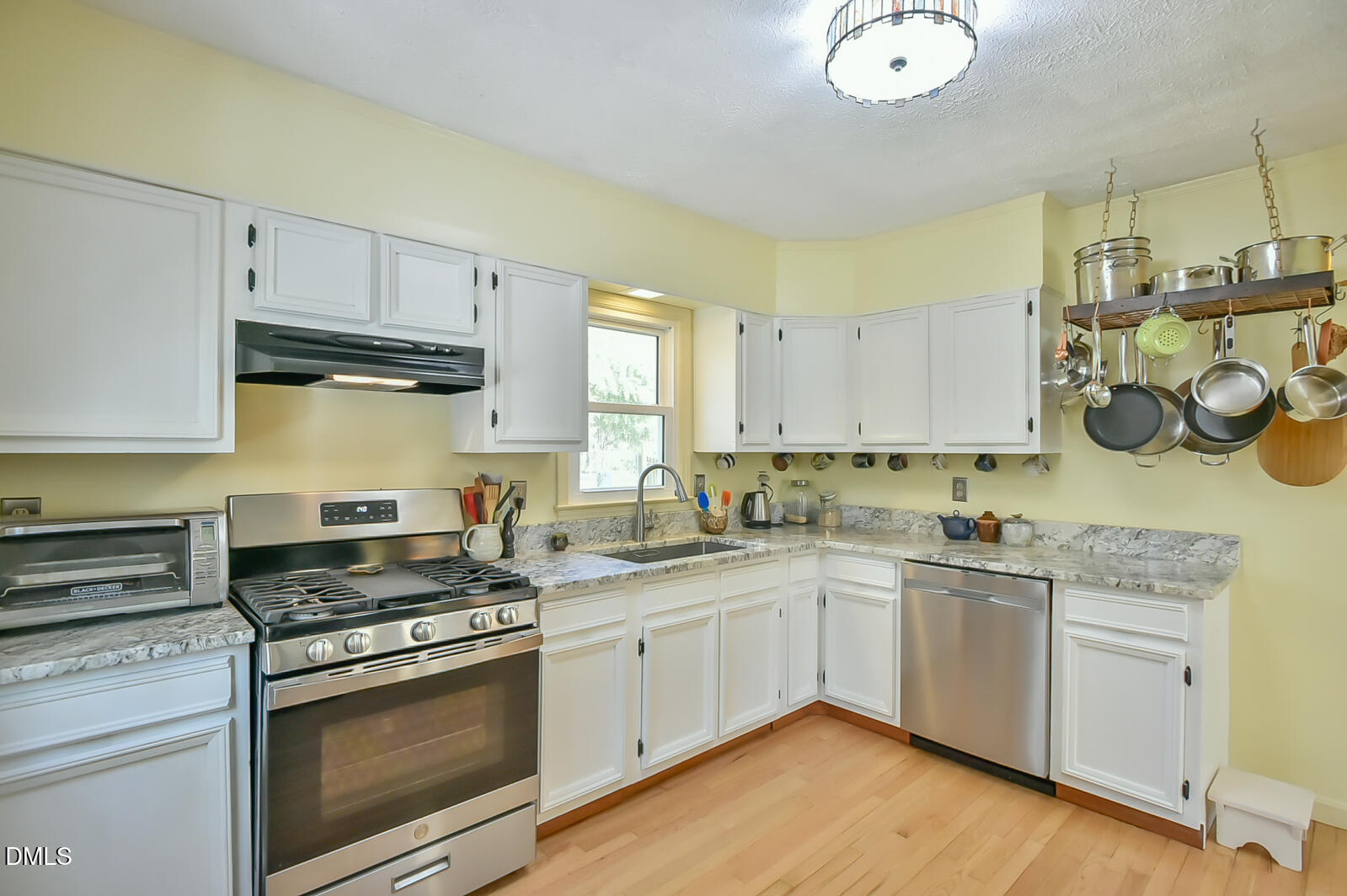 1423 Indian Camp Road